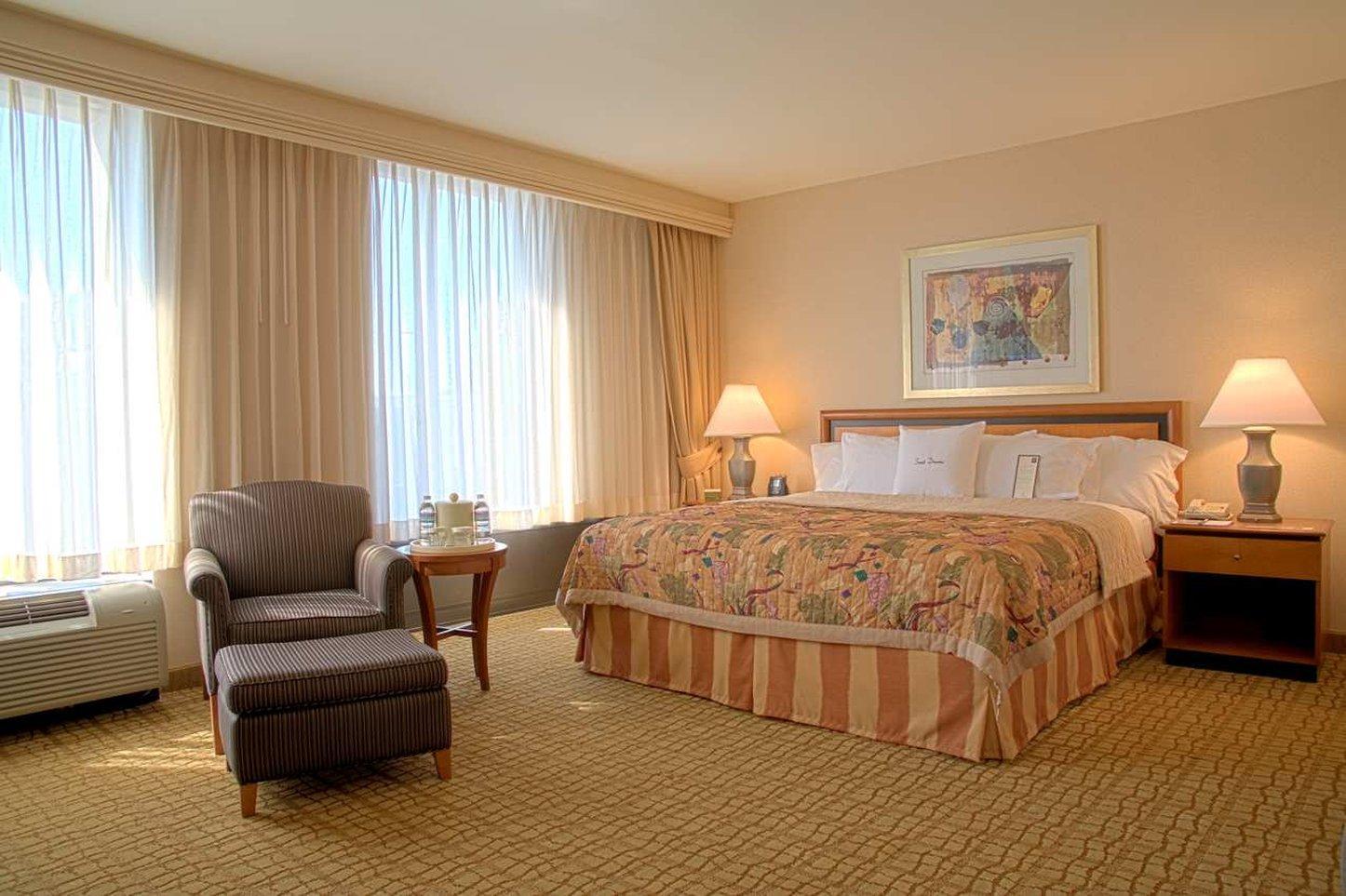 Doubletree By Hilton Atlanta Airport Hotel College Park Exterior photo